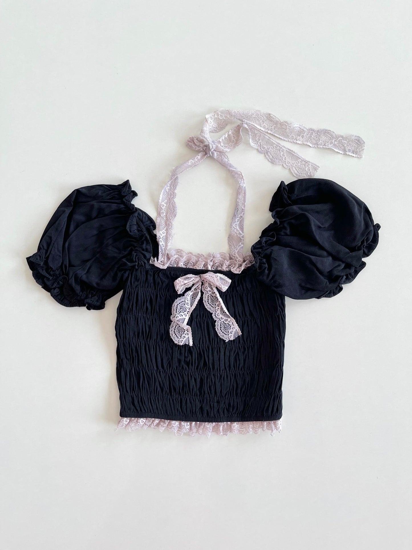 Lacy Vintage Top-Bust 26 to 28