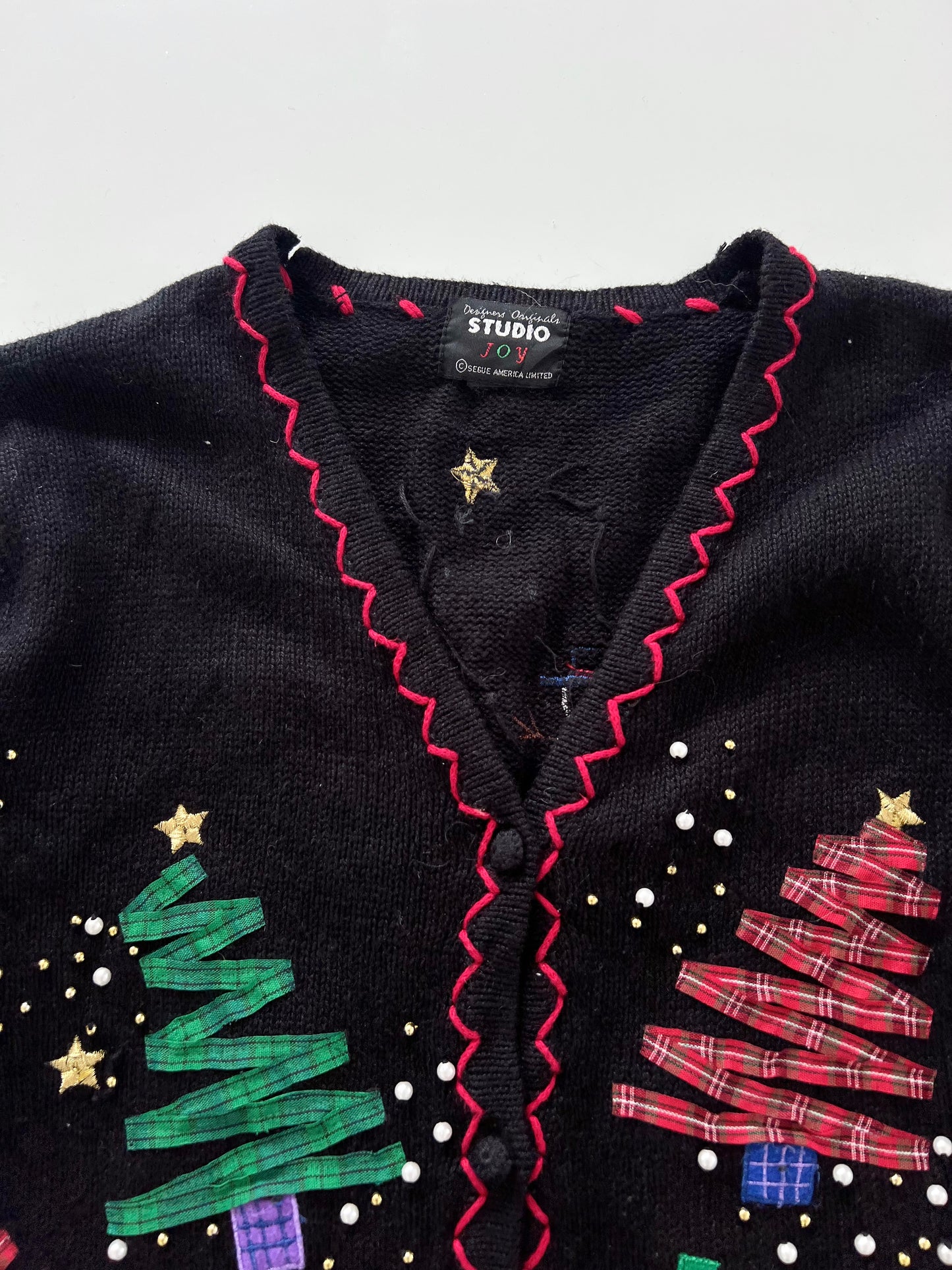 Studio Christmas Sweater-Bust 42