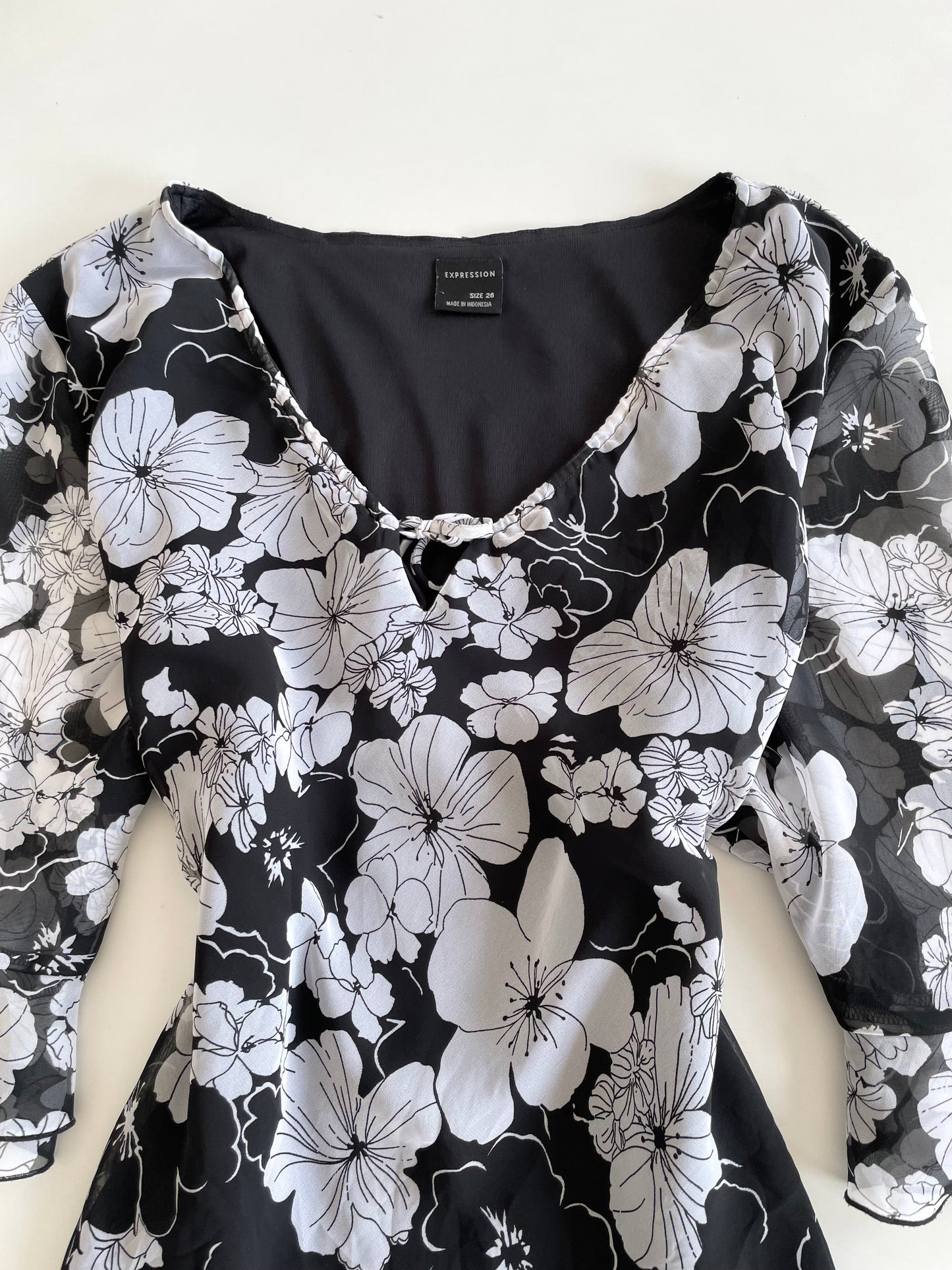 Expression Vintage Top-Bust 50