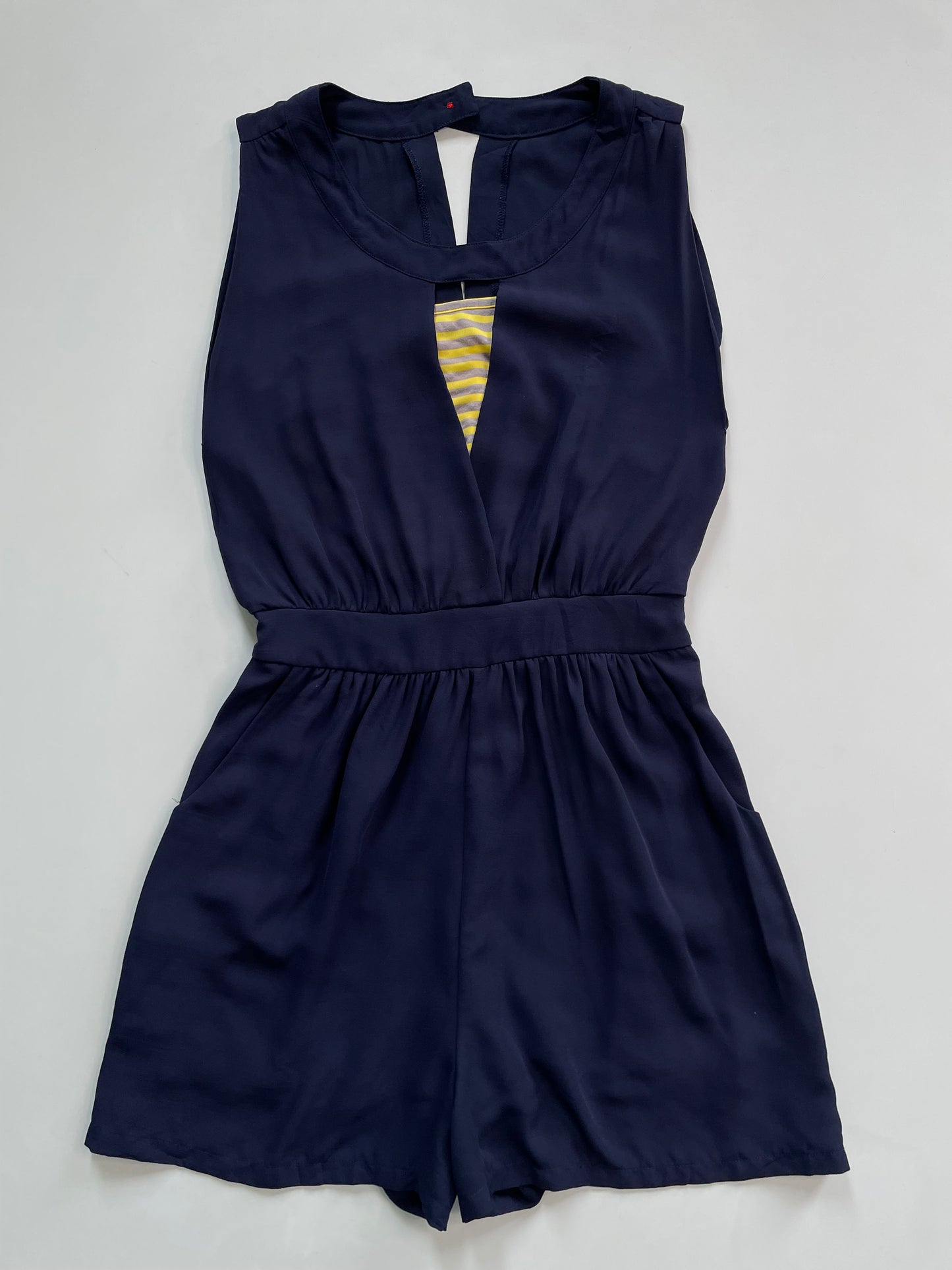 Romper-Bust 34