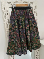 Load image into Gallery viewer, Vintage Jacquard Skirt-waist 26 to 32