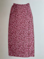 Load image into Gallery viewer, Vintage Long Skirt-Waist 24 to 26