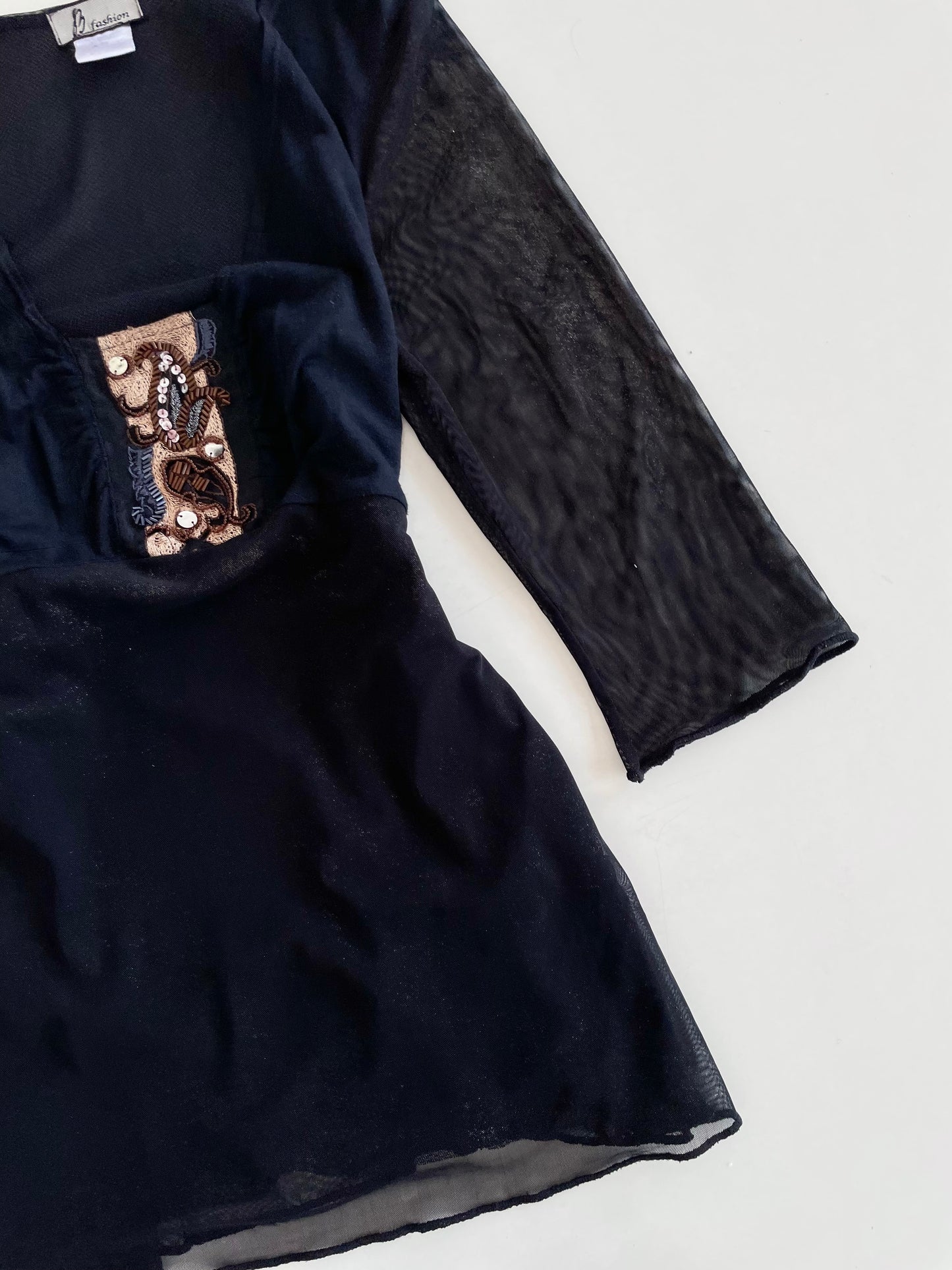 Vintage Embroidered Top-Bust 38 to 40
