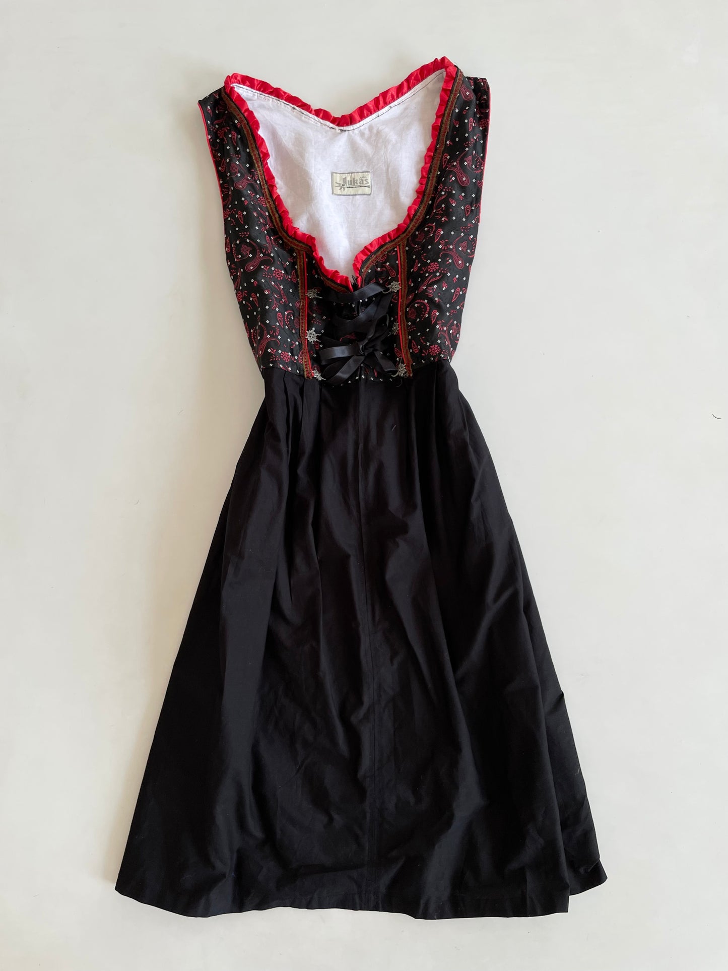 Vintage Dress-Bust 42