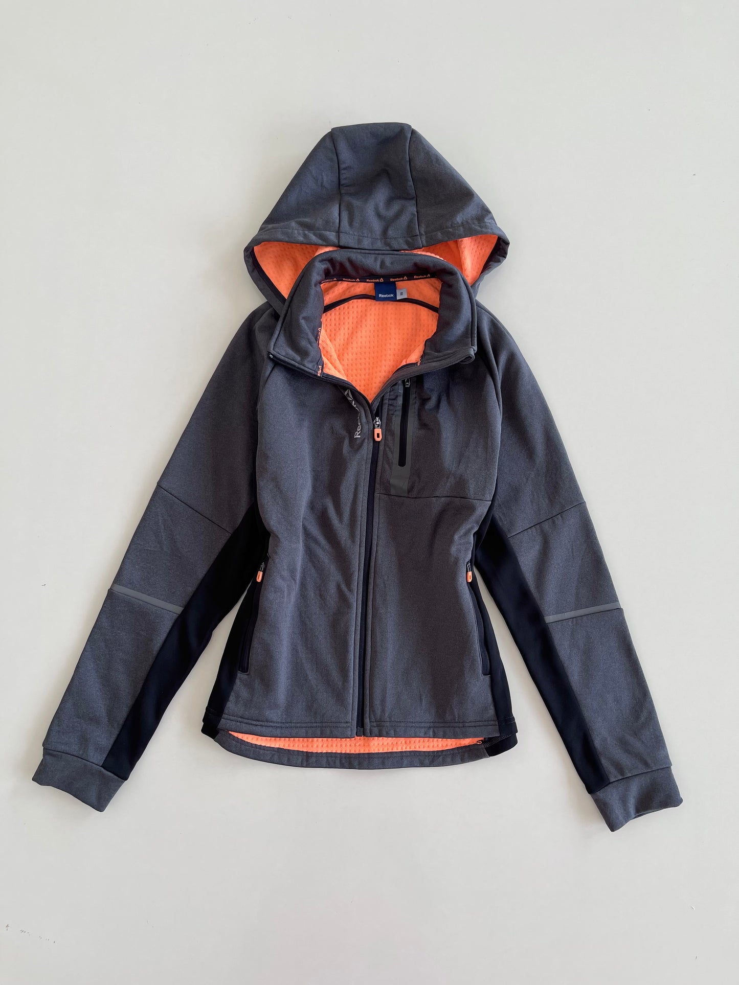 Reebok Vintage Zipper-Bust 40
