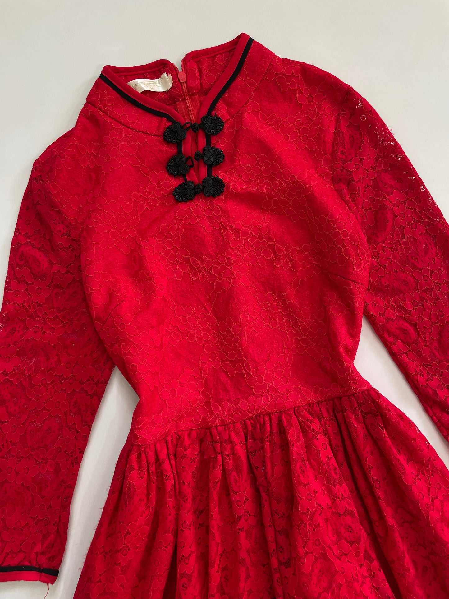 Dress-Bust 30