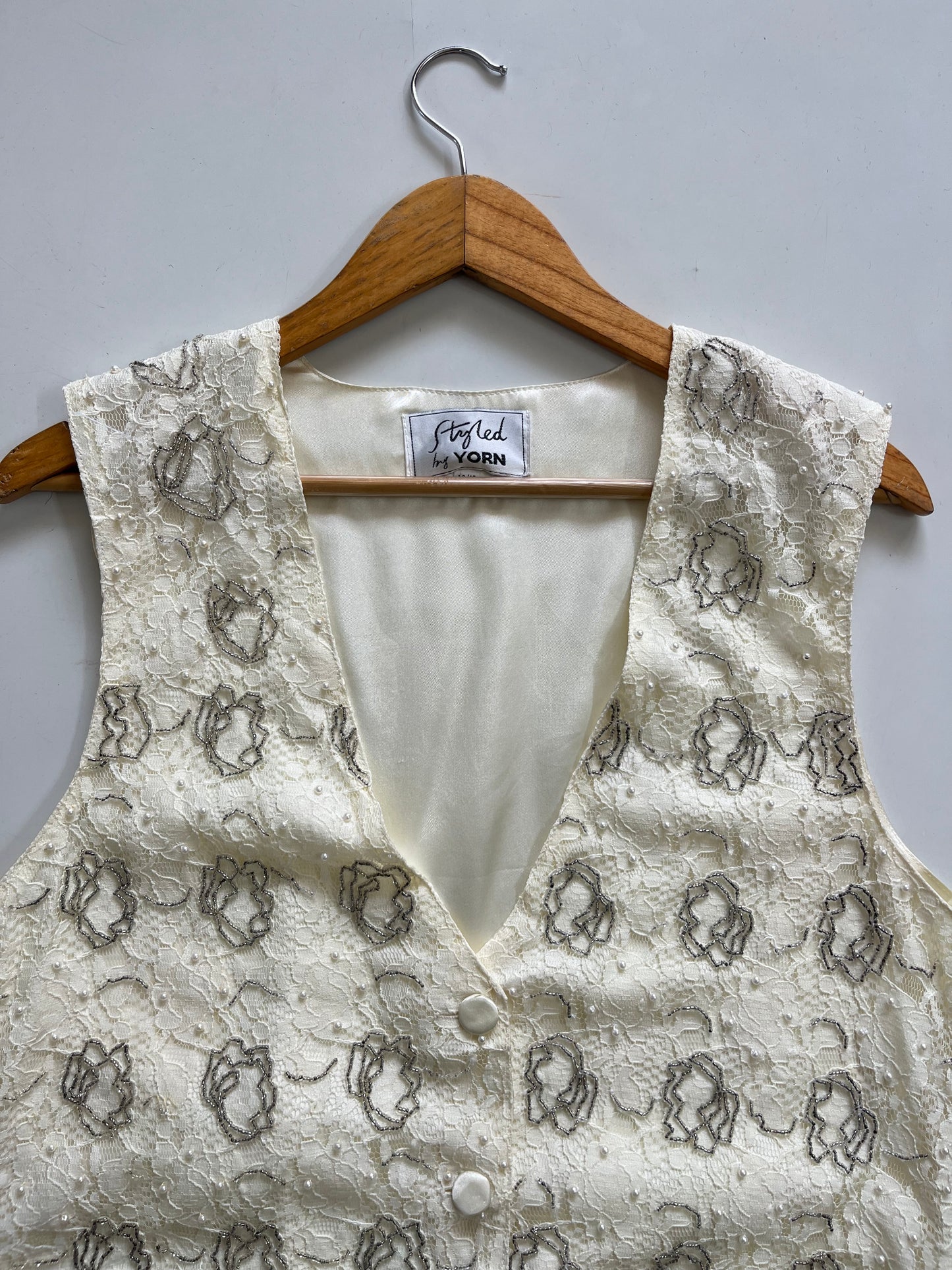 Embroidered Vintage Waistcoat - Bust 38