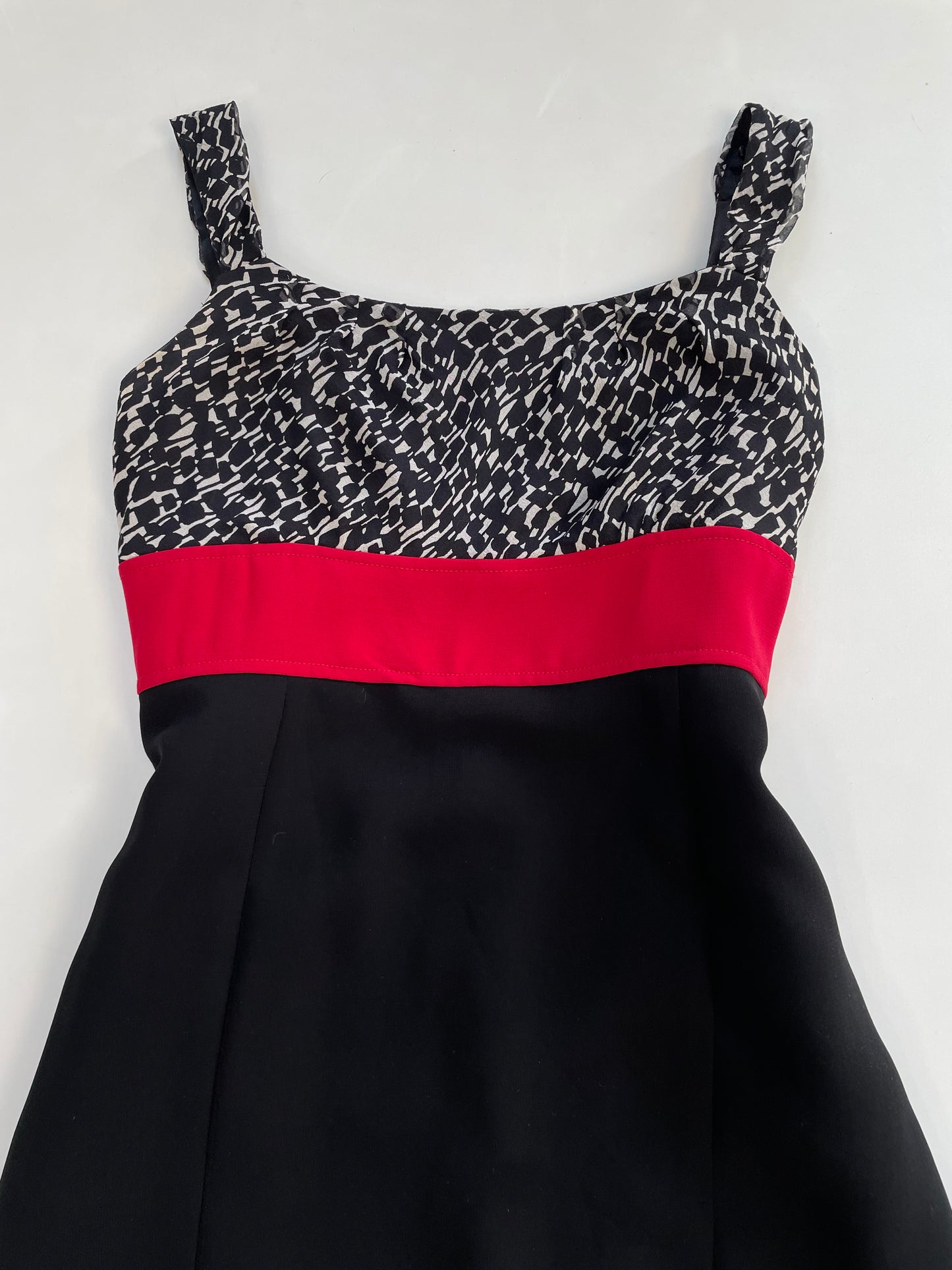 Tahari Dress-Bust 38