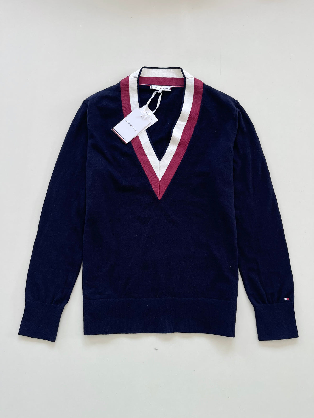 Tommy Hilfiger New Tagged Vintage Sweater-Bust 40