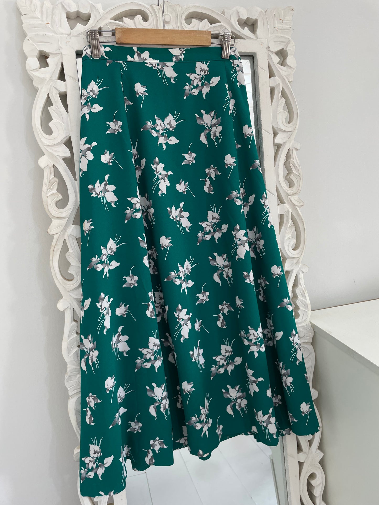 Leslie Fay Skirt-Waist 36