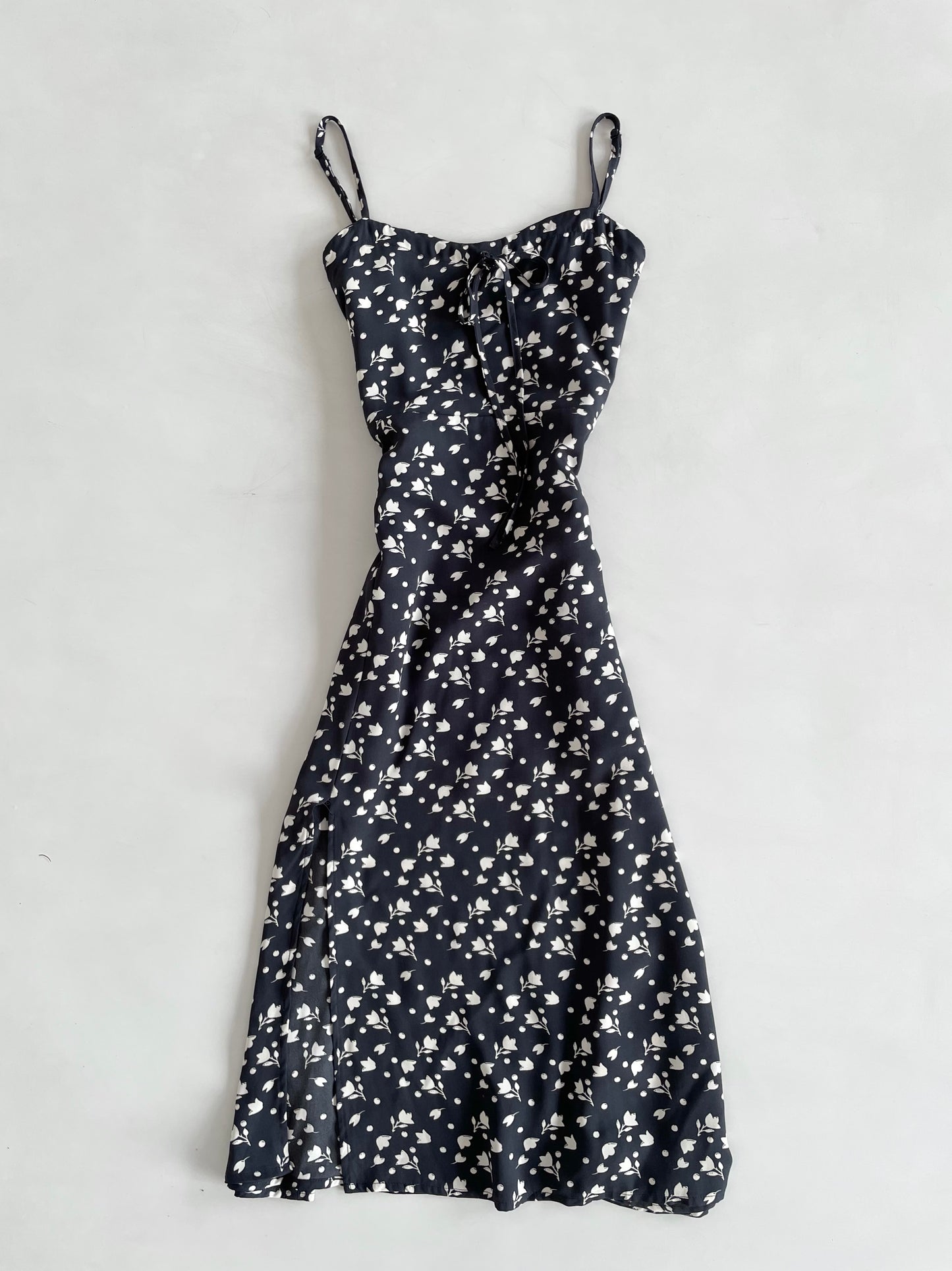 Night Gardens Slip Dress-Bust 30 to 32