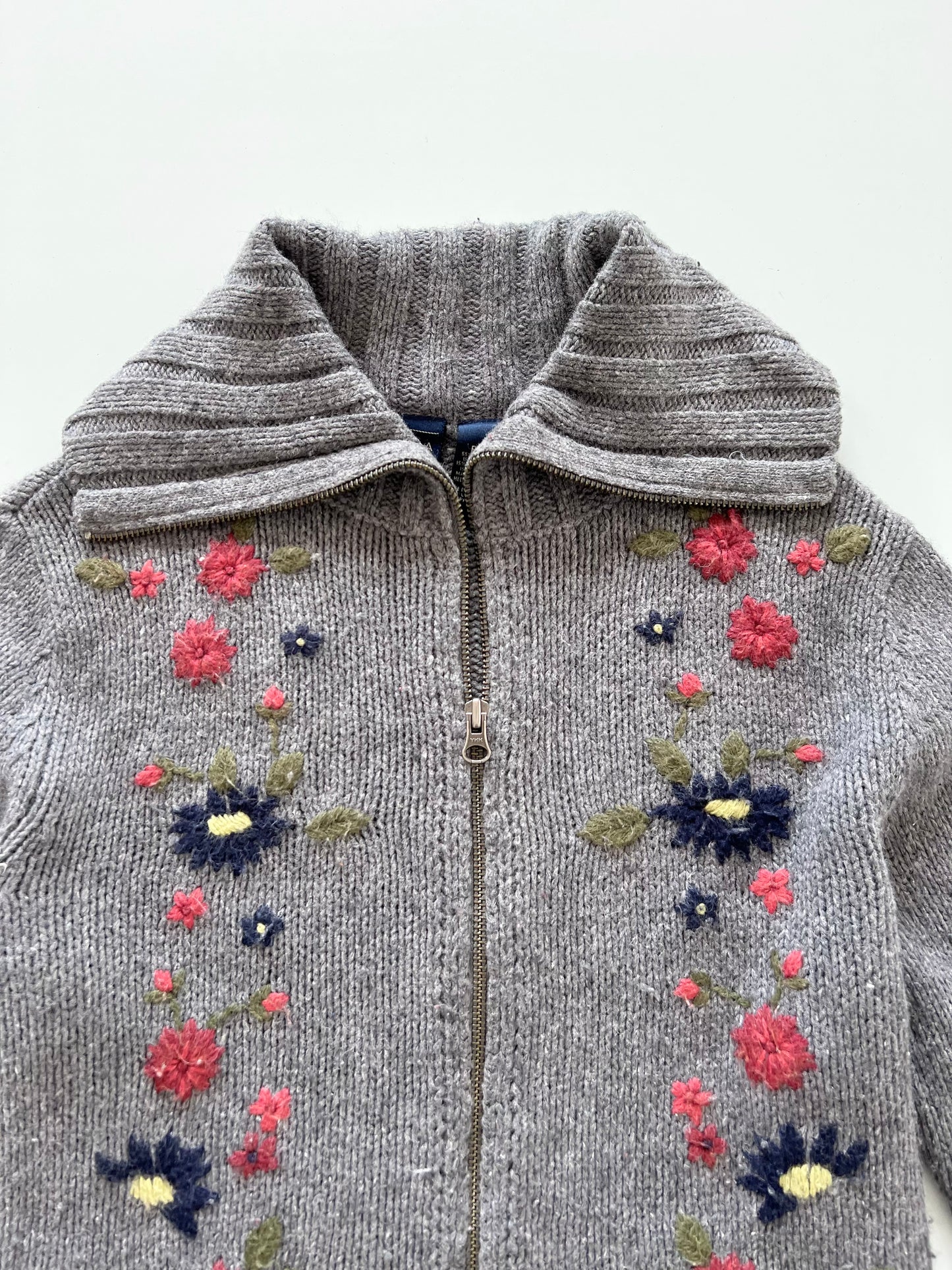 Sonoma Embroidered Zipper -Bust 40