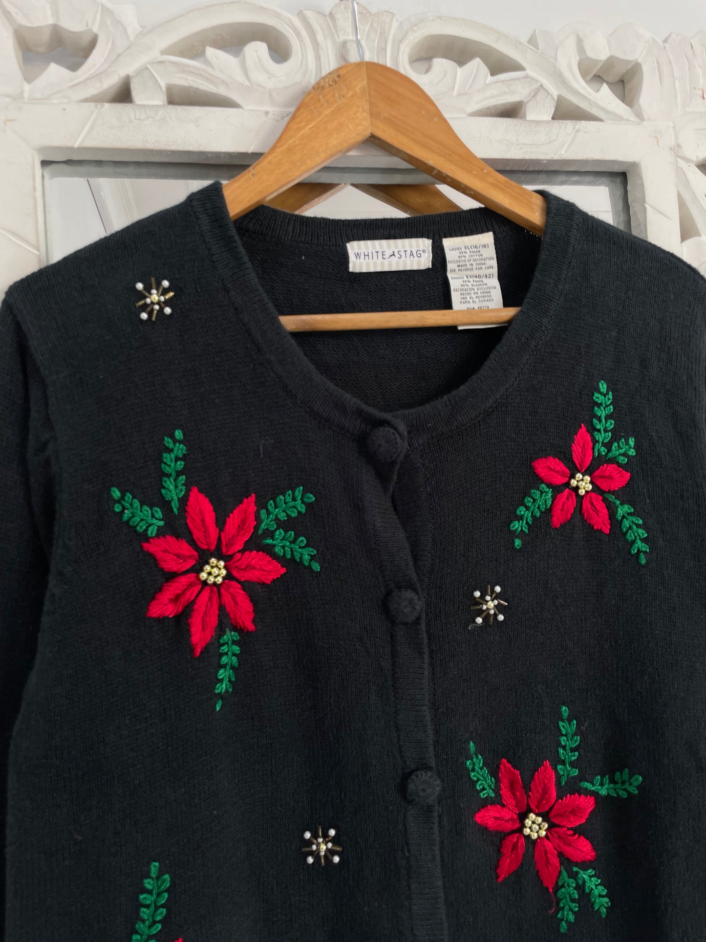 White Stag Embroidered Vintage Sweater-Bust 46