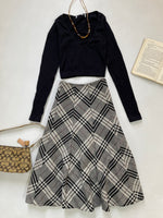 Load image into Gallery viewer, Vintage Warm Tweed Skirt-Waist 30
