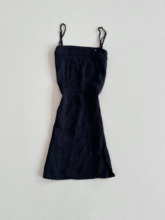 Forever 21 Dress-Bust 32