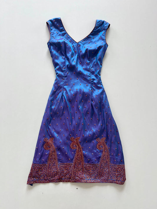 Paisley Embroidered Kurta-Bust 32