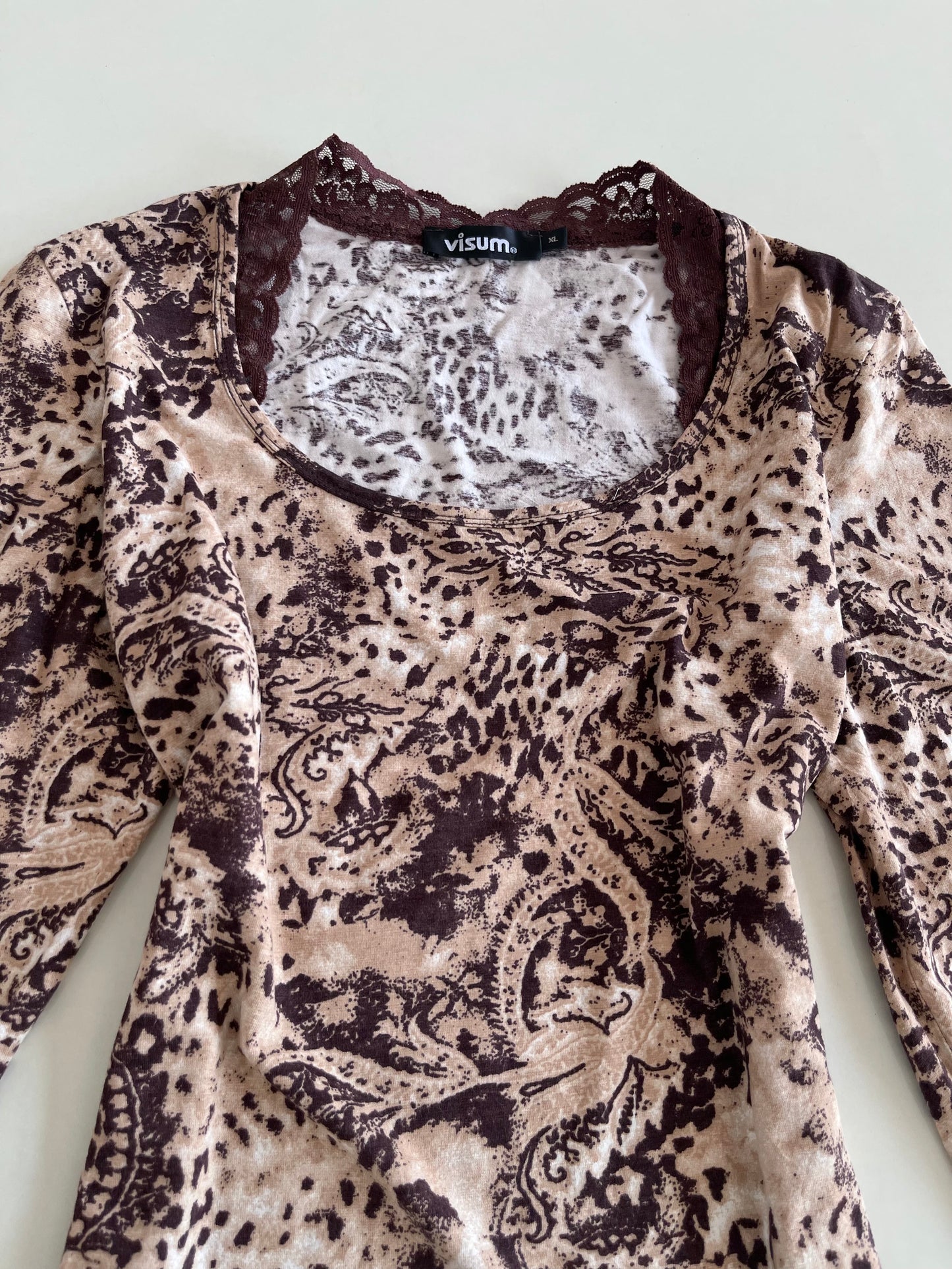 Visum Vintage Top-Bust 40 to 42