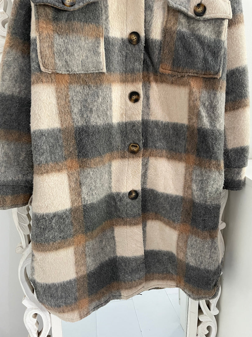 Super Thick Shacket-Chest 44