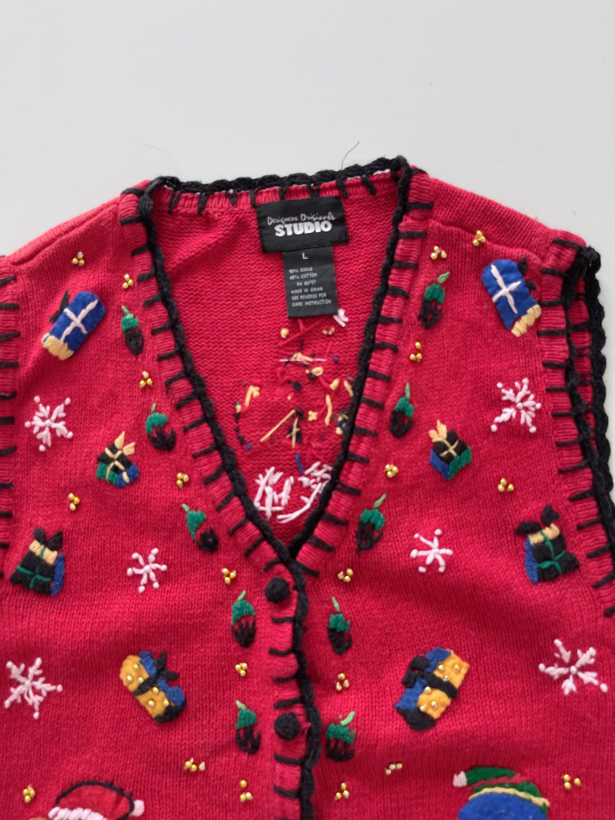Studio Embroidered Christmas Vest Sweater-Bust 42