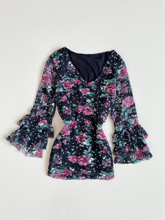 Vintage Ruffle Top-Bust 32 to 34