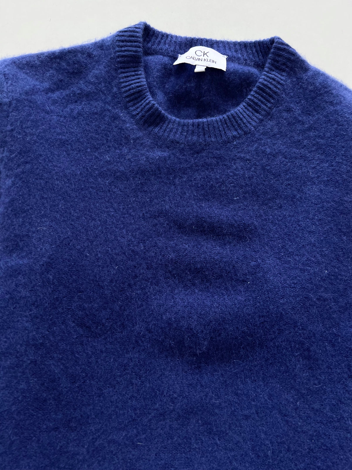 Calvin Klein 95% Wool Vintage Sweater-Bust 40