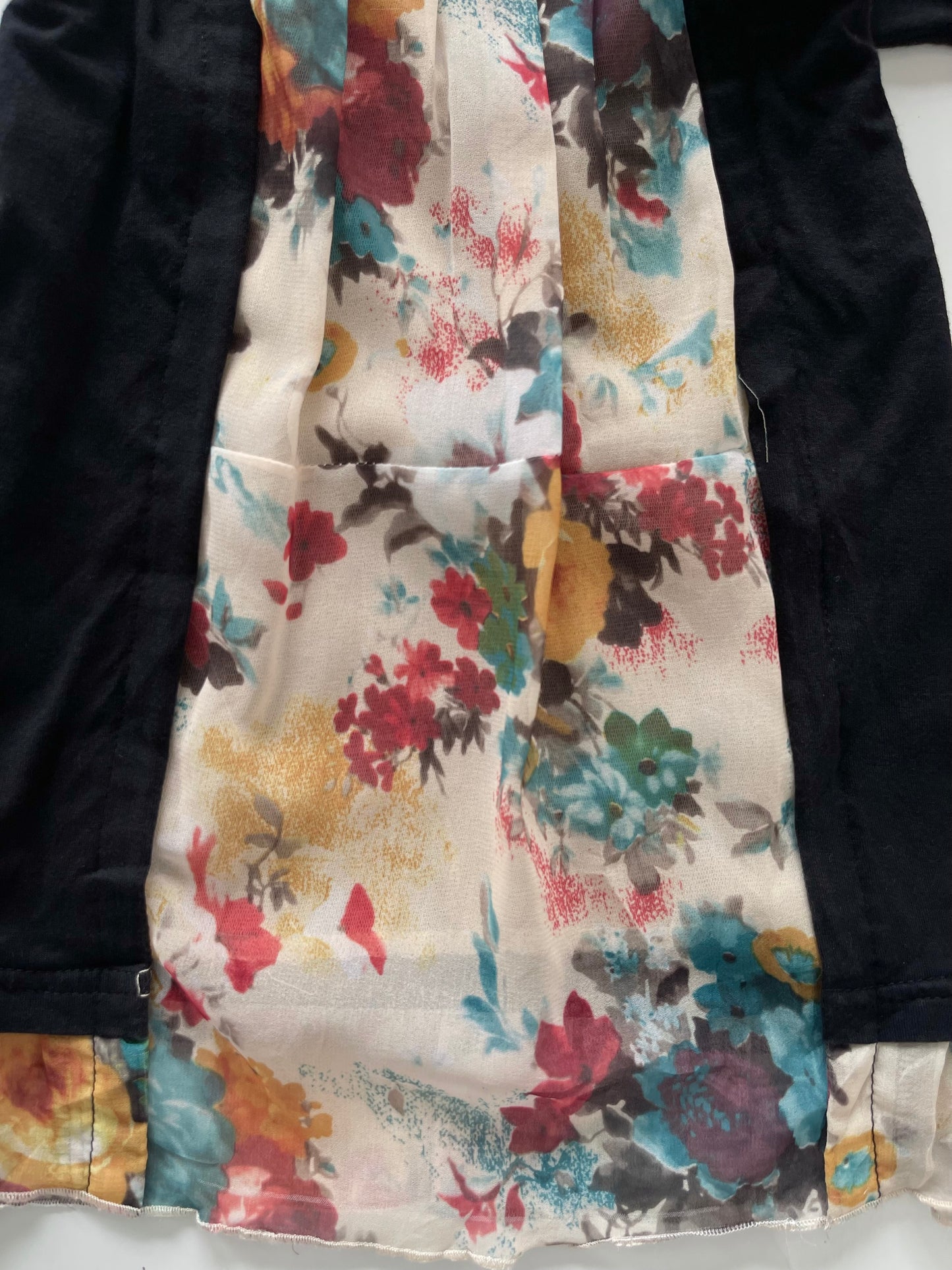 Wu Shiou Mei Top-Bust 42 to 44