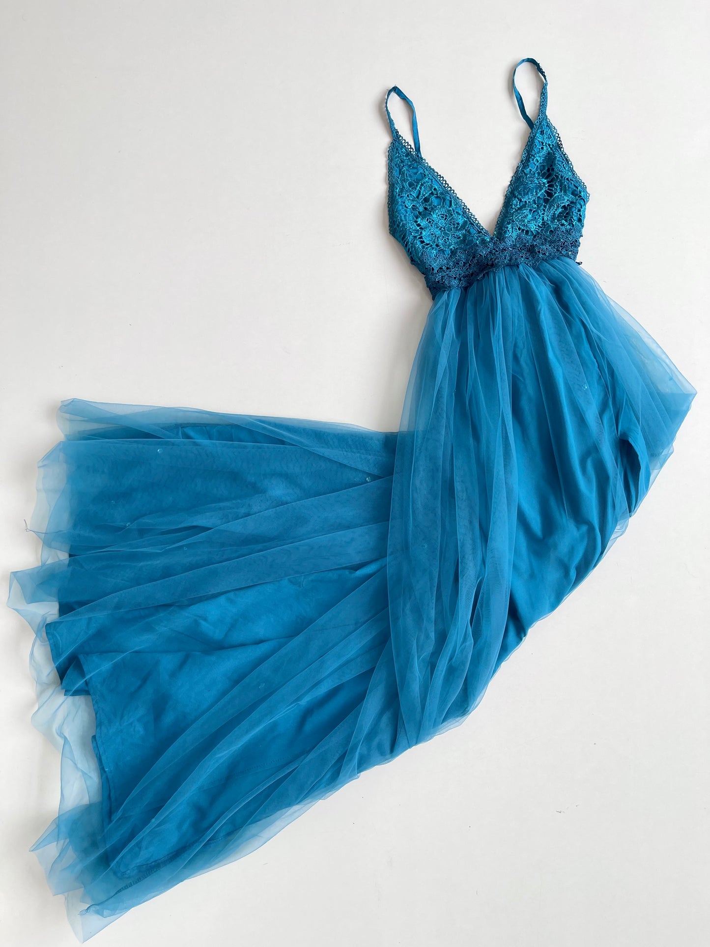 Vintage Lace Dress-Bust 32 to 34