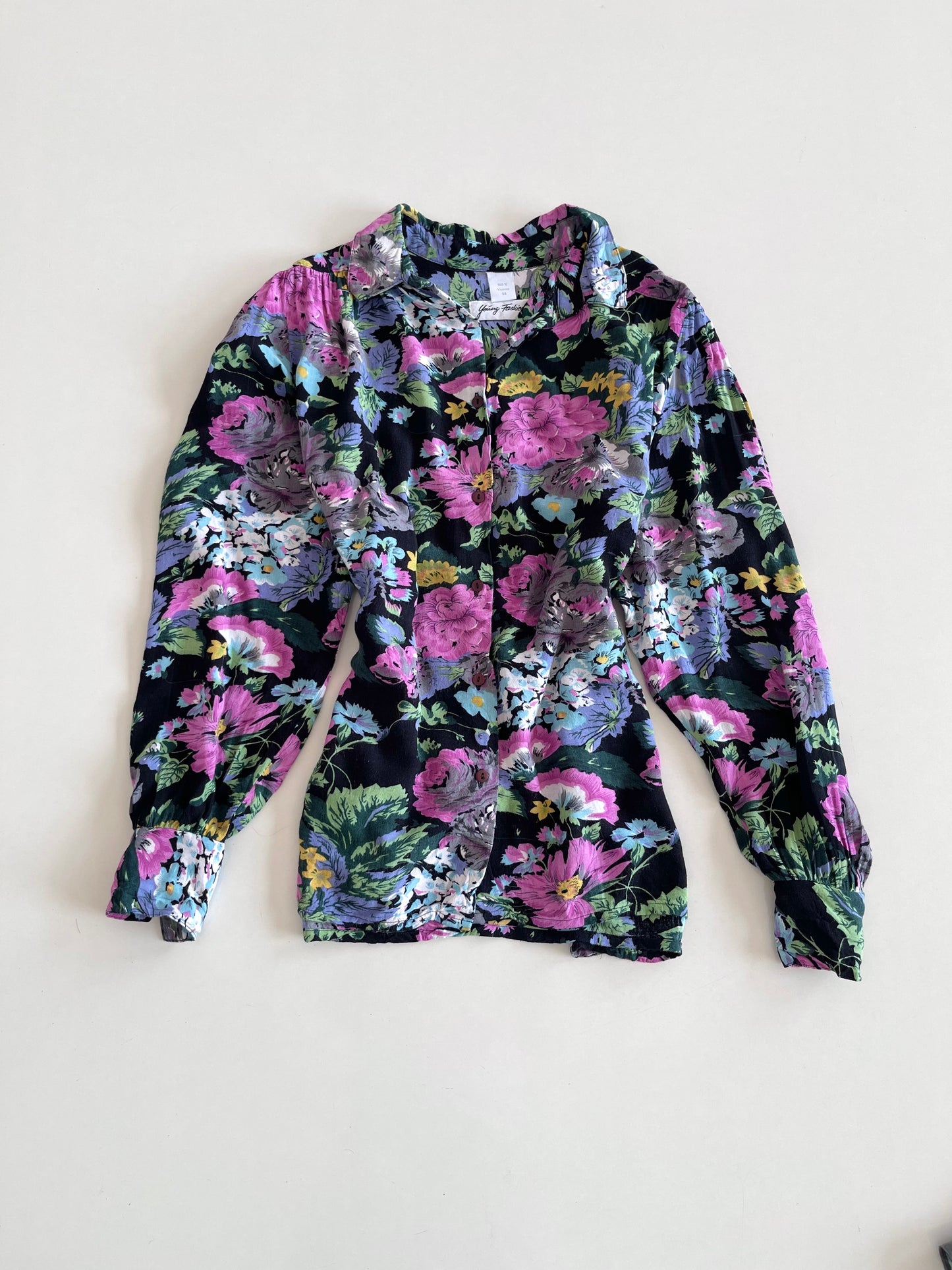 Young Fashion Shirt-Bust 48