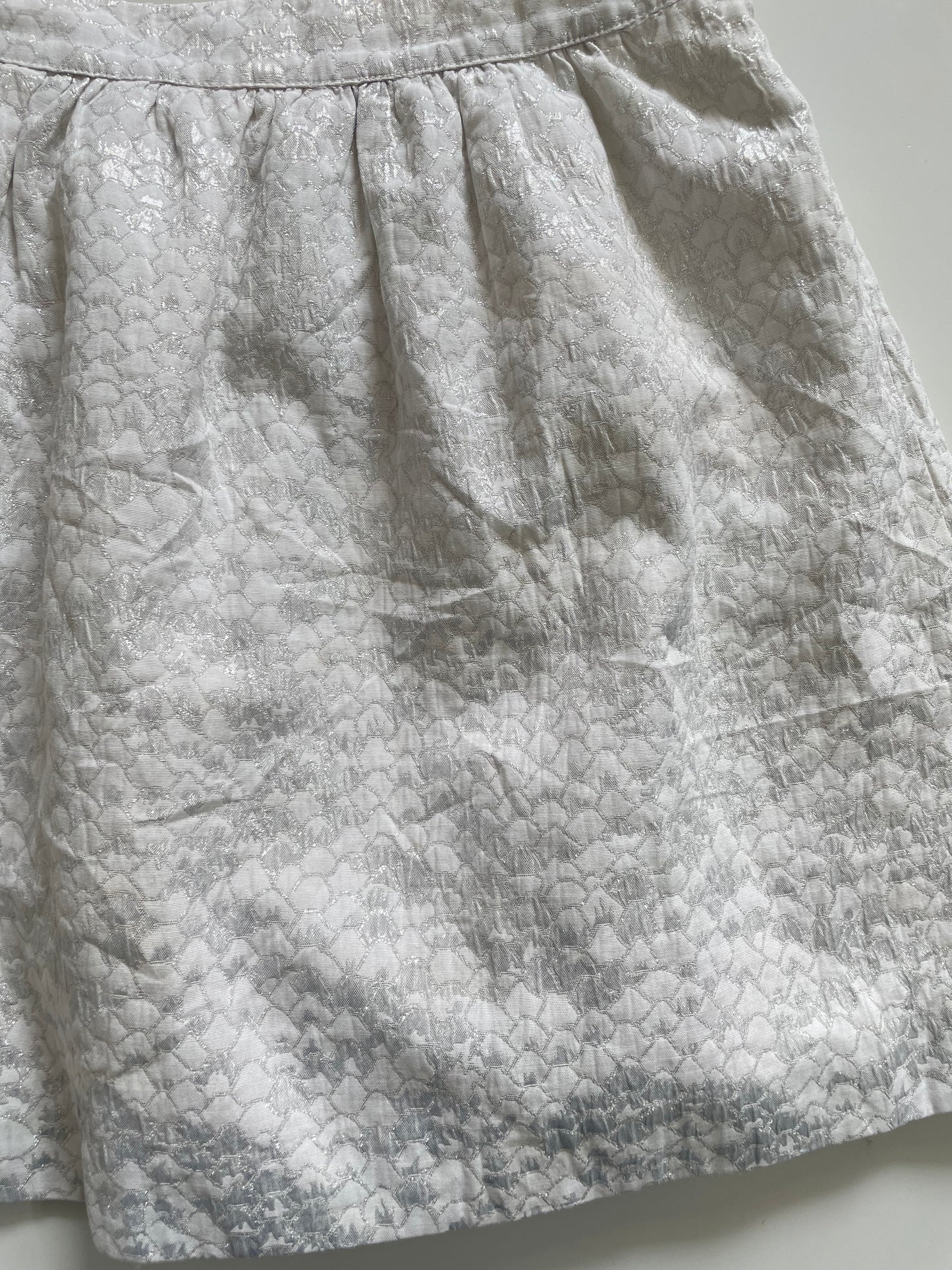 WHITE FOIL PRINT TEXTURED SKIRT - WAIST 22