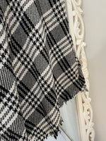 Load image into Gallery viewer, Vintage Warm Skirt-Waist 32