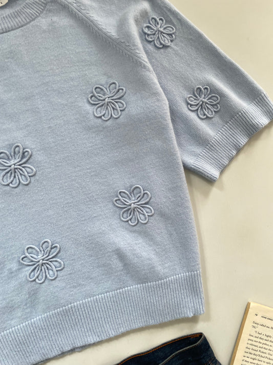 Embroidered Sweater Vest-Bust 40