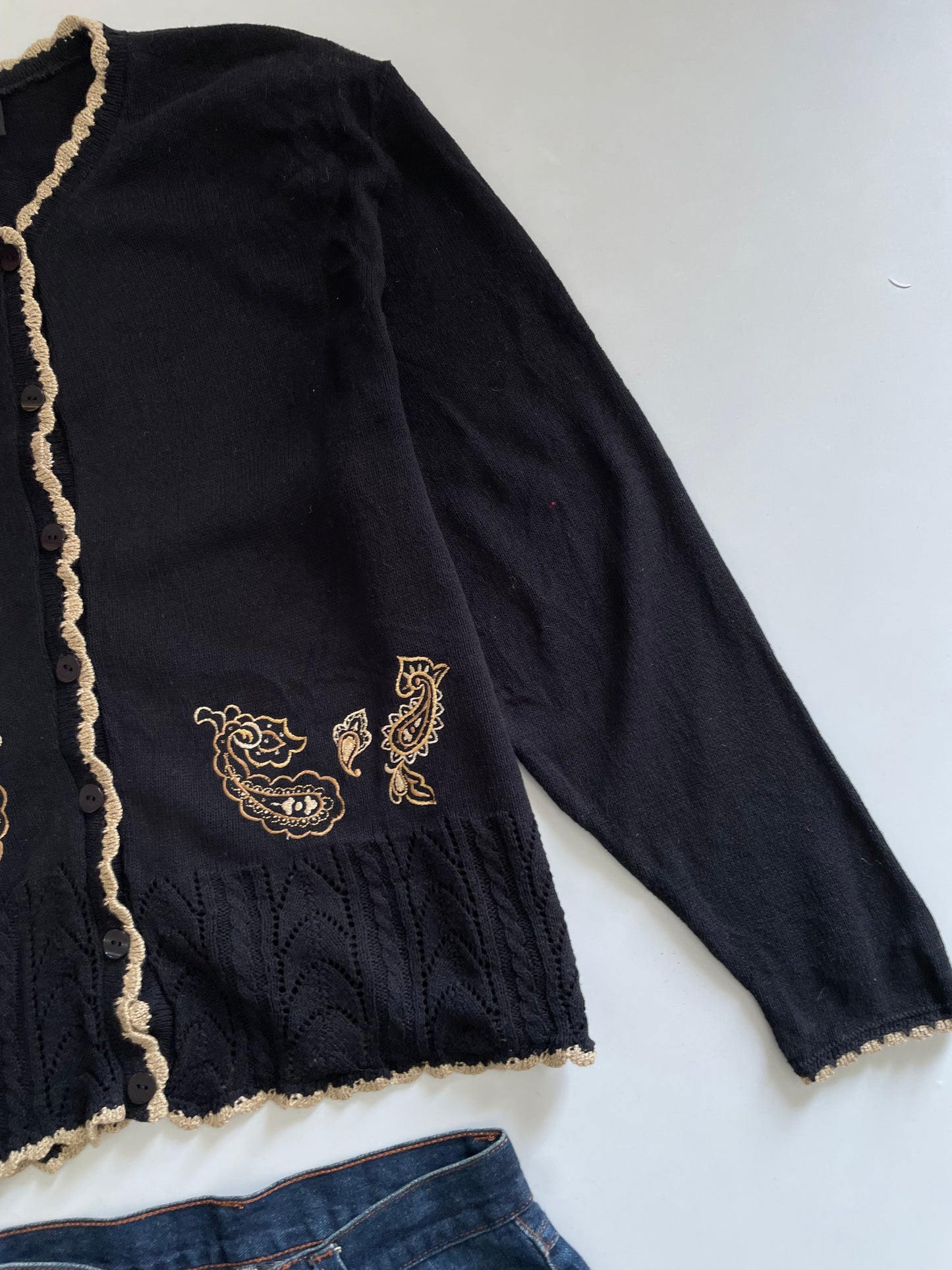 Embroidered Sweater-Bust 44