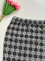 Load image into Gallery viewer, Floral Skirt-Waist 24 to 28
