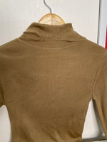 Load image into Gallery viewer, Soft Sweater - Bust 32 to 36
