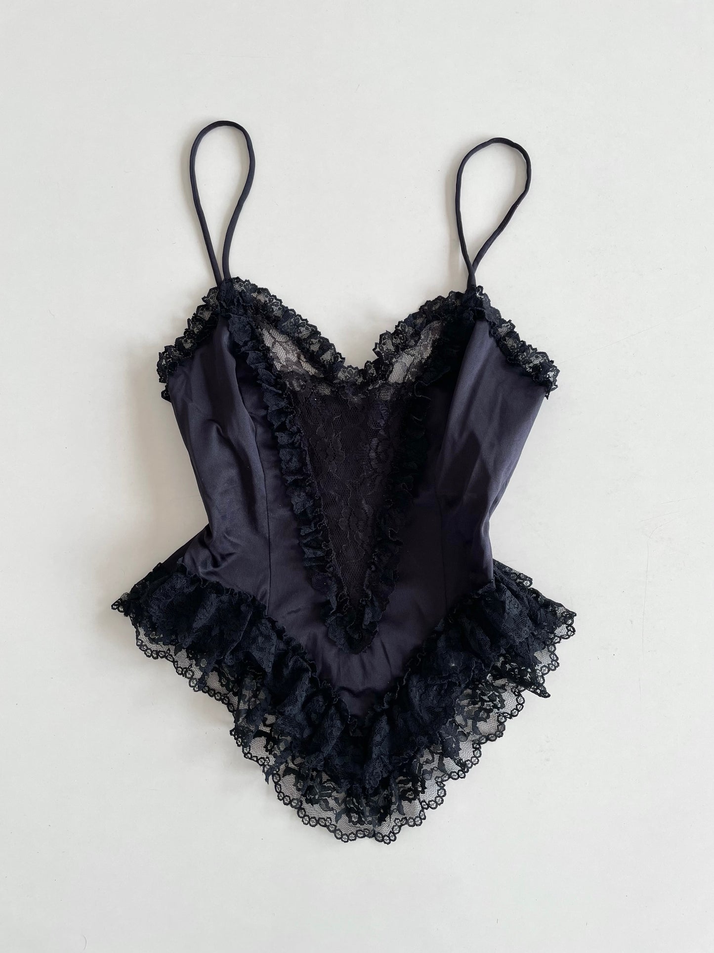 Lacy Lounge Top-Bust 30 to 32