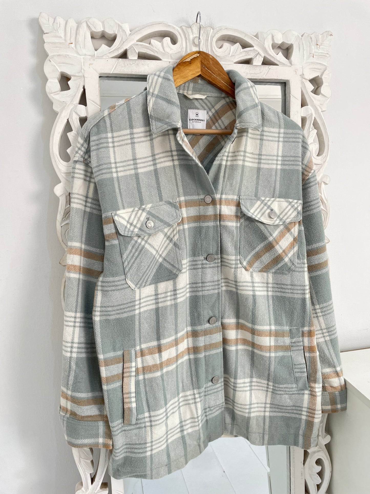 Clockhouse Super Thick Shacket-Chest 42