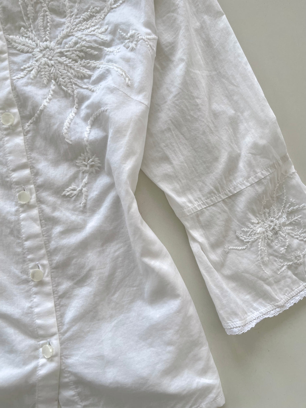 Grand Onil Embroidered Top-Bust 36