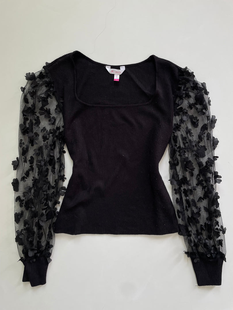 No Boundaries Pre Winter Top-Bust 38 to 42