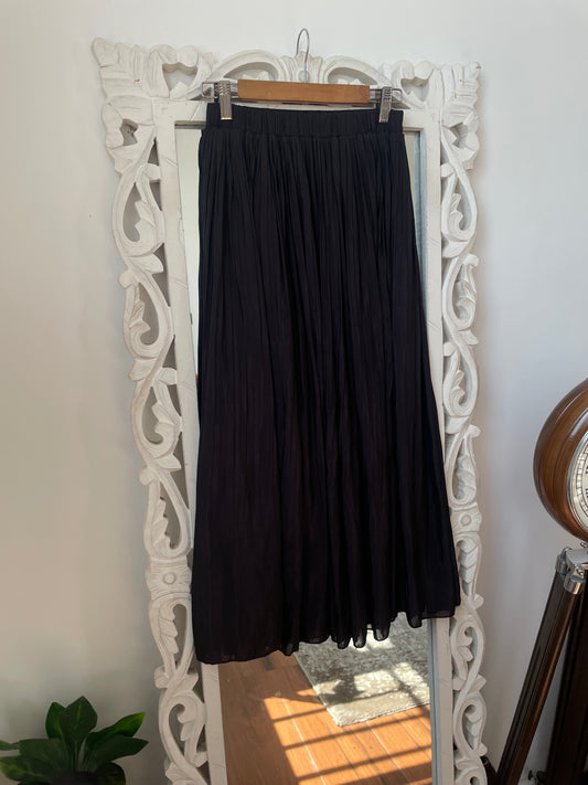 Solid Black Prairie Skirt-Waist 26 to 32