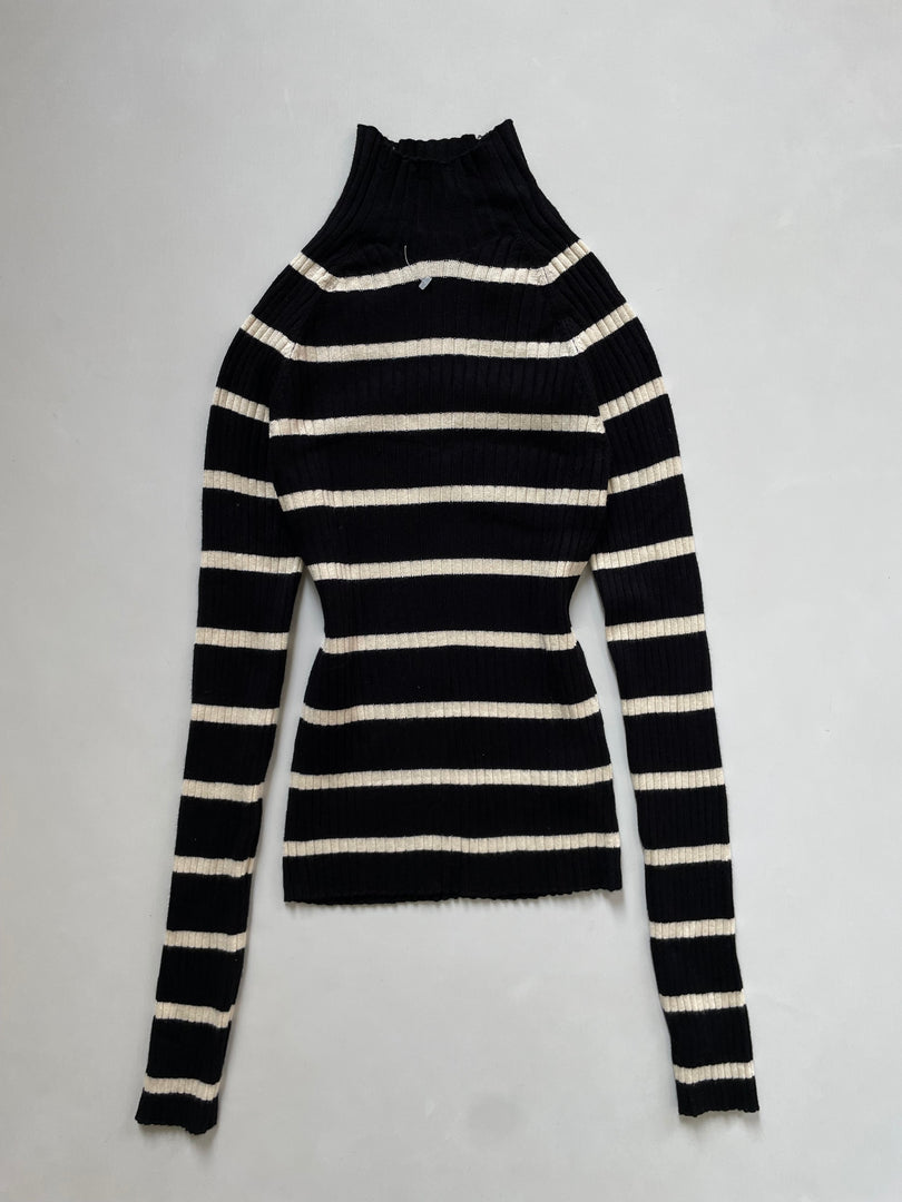 Stradivarius Pre Winter Top-Bust 28 to 32