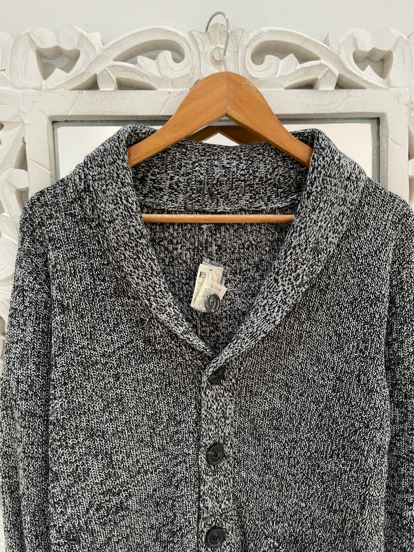 New Tagged Sweater-Bust 42