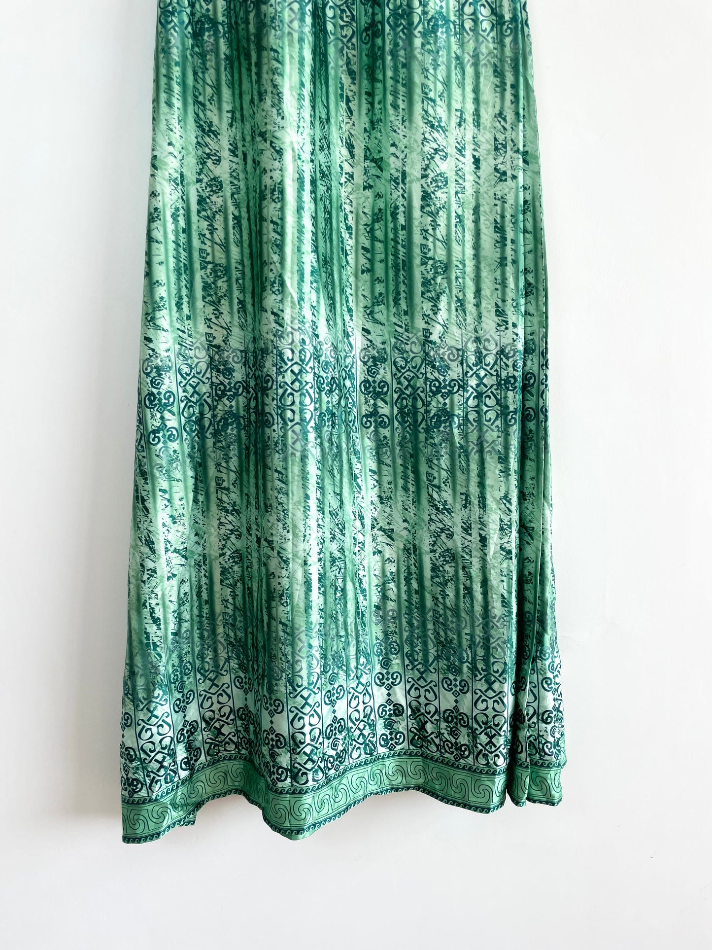 Green Satin Skirt-Waist 32 to 38