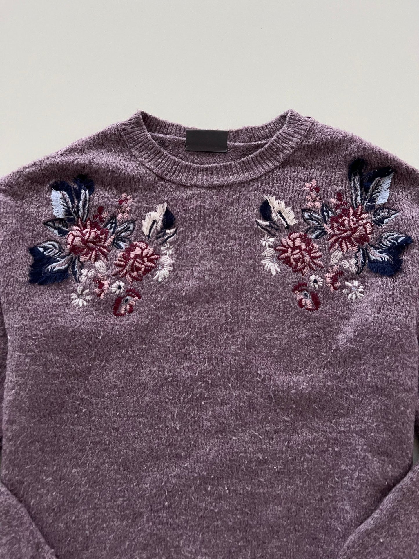 Yessica Embroidered Sweater-Bust 44