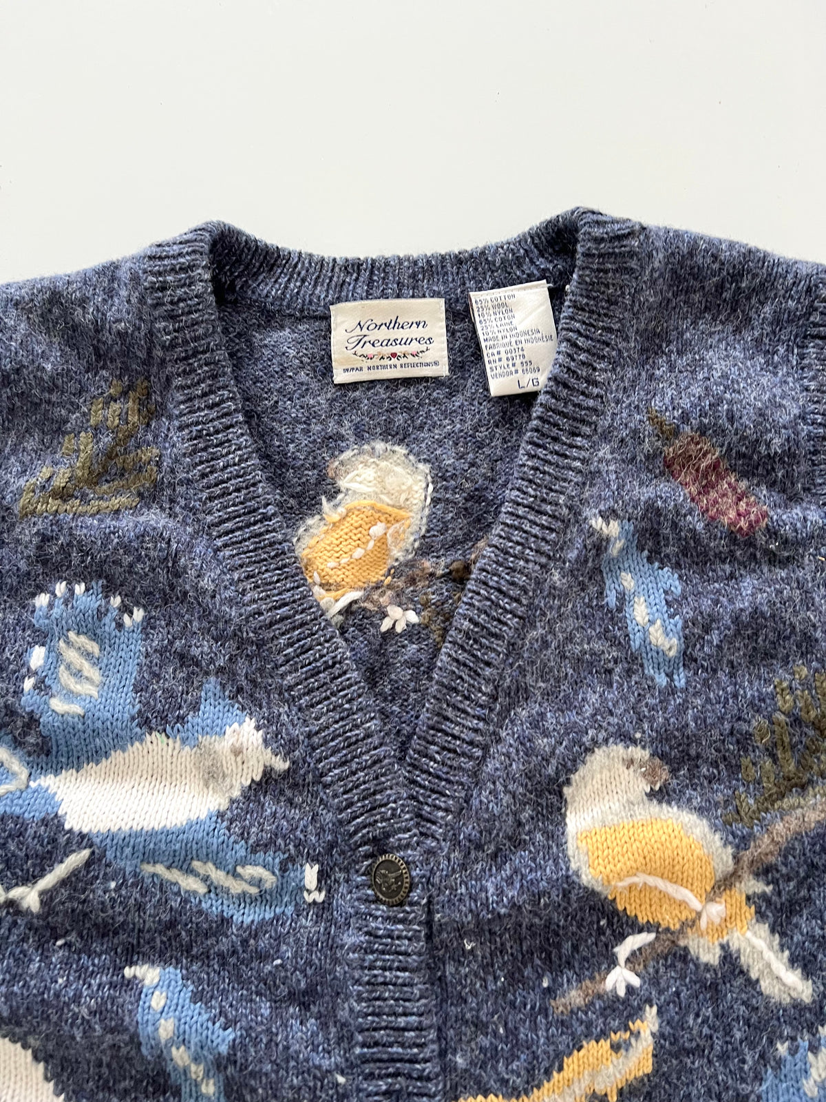 Northern Tresaures Embroidered Vest Sweater-Bust 40