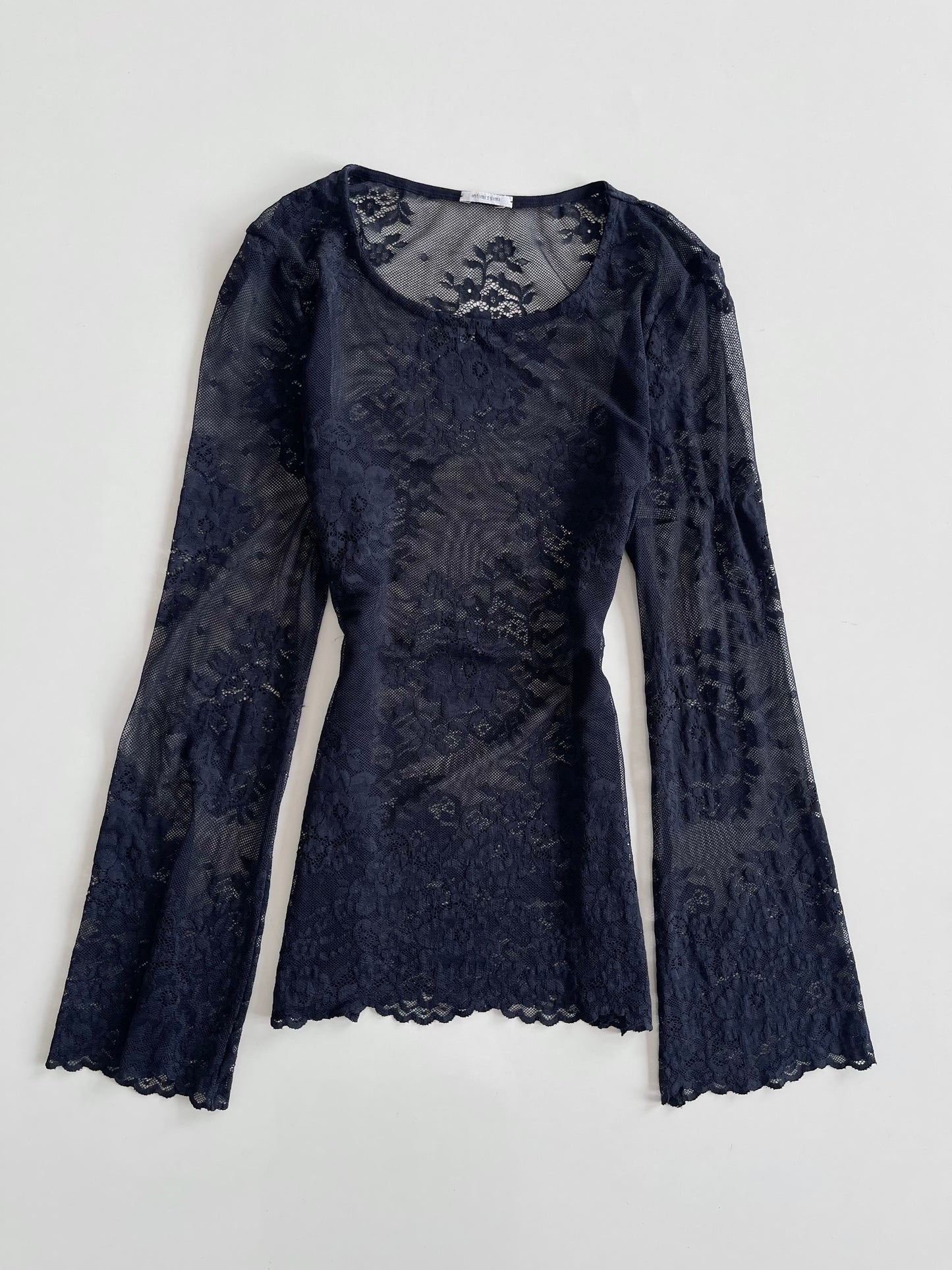 Intimissimi Sheer Top-Bust 36 to 38