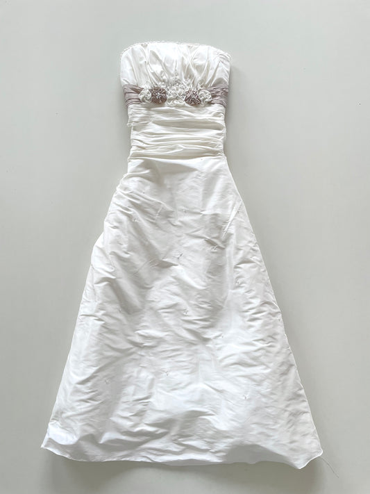 Agnes Vintage Swan White Dress-Bust 34