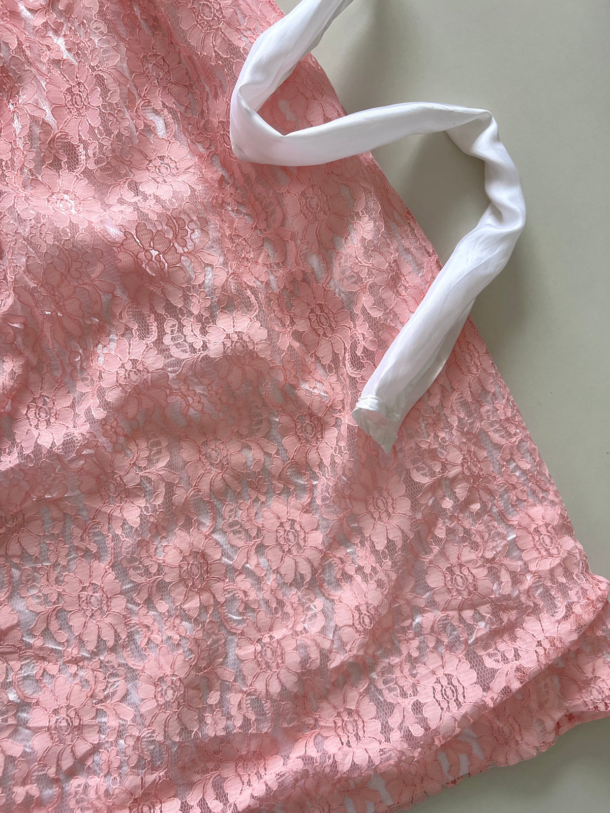 Vintage Lace Dress-Bust 38