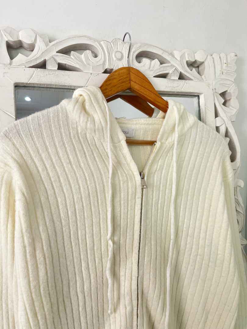 Zipper Sweater-Bust 42