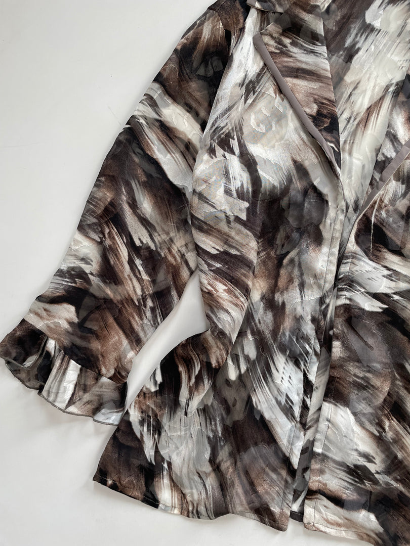 Gocce Di Elena Sheer Shrug-Bust 40