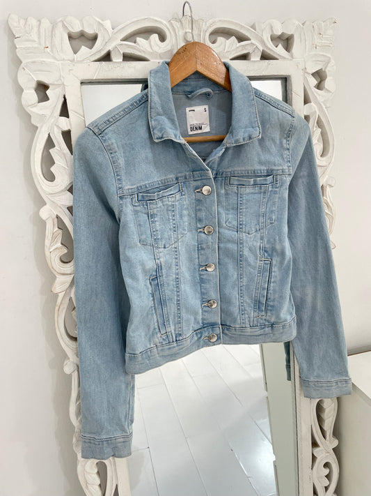 Sinsay Denimwear-Chest 32